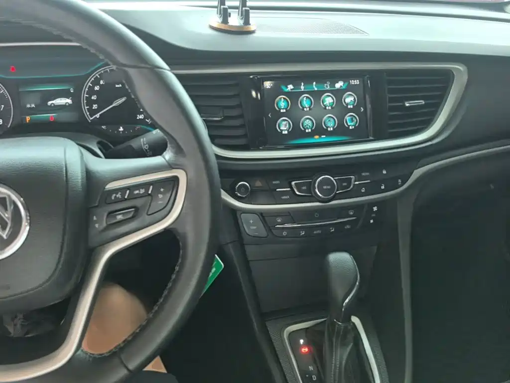 Buick Excelle 2019 — фото 10