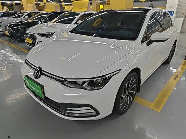 Volkswagen Golf 2022