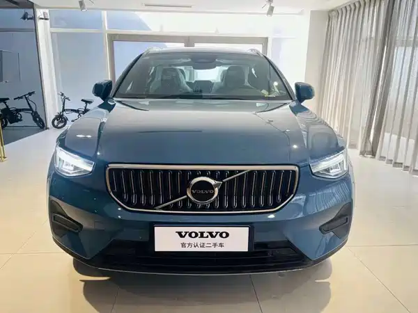 Volvo XC40 2023
