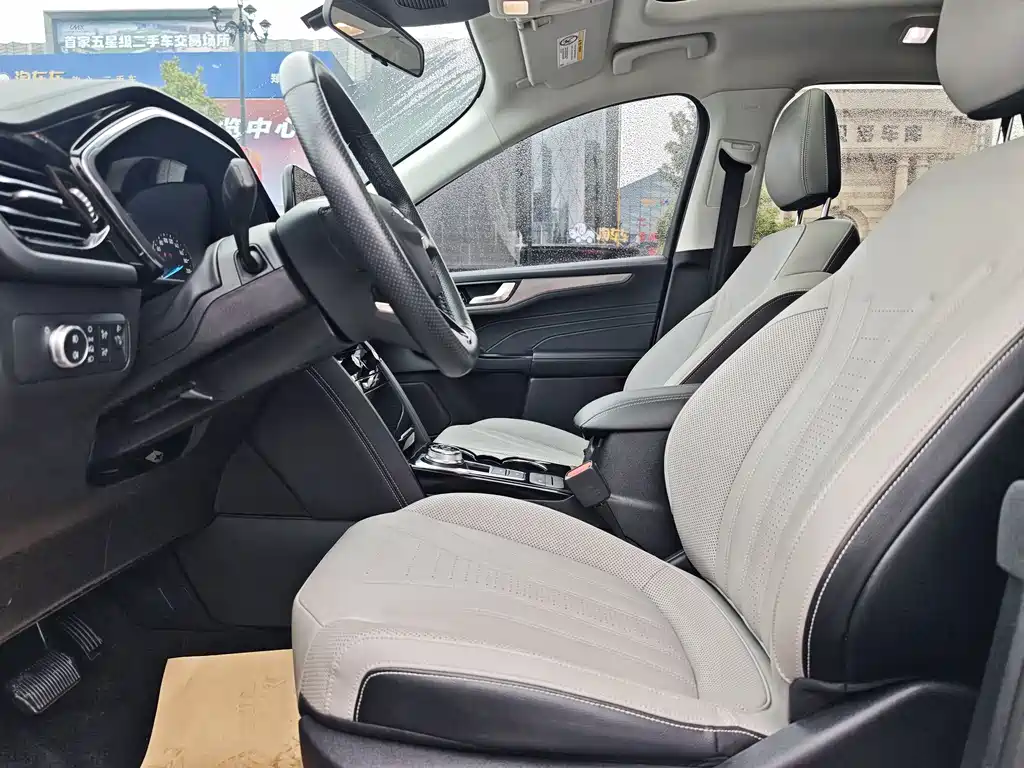 Ford Escape 2022