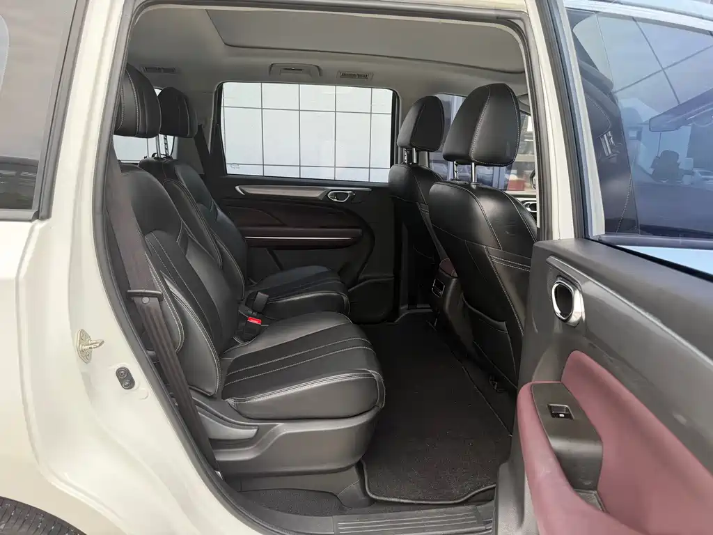GAC Trumpchi M6 2022 — фото 7