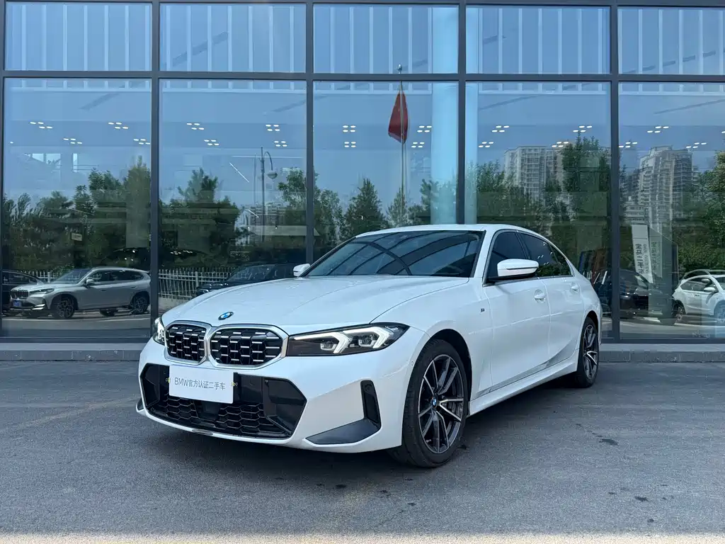 BMW 3 Series 2025
