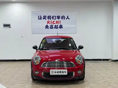 MINI MINI 2011