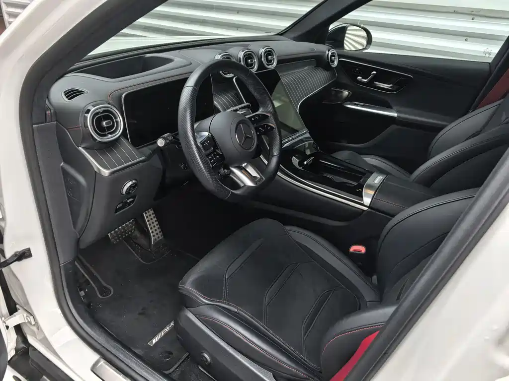 Mercedes-Benz GLC AMG 2025