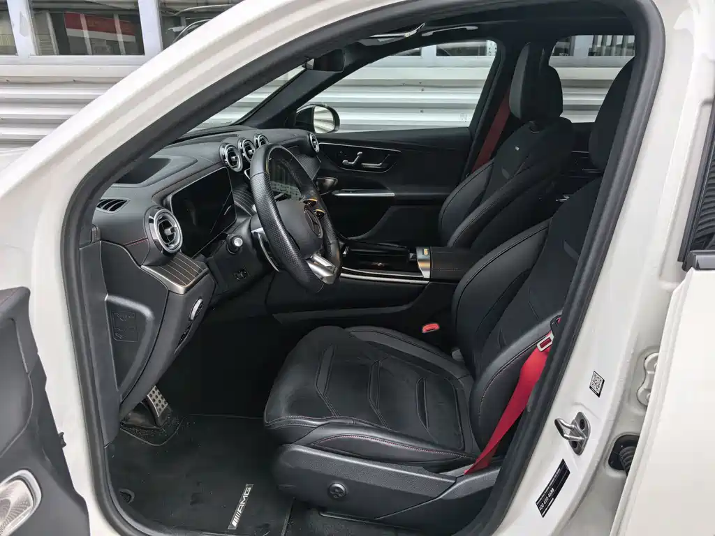 Mercedes-Benz GLC AMG 2025