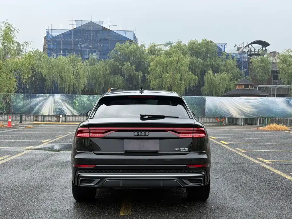 Audi Q8 2024