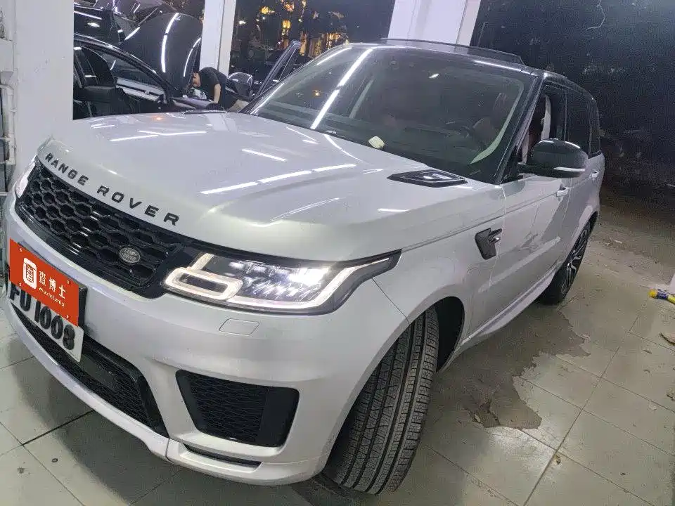 Land Rover Sport 2022 — фото 1