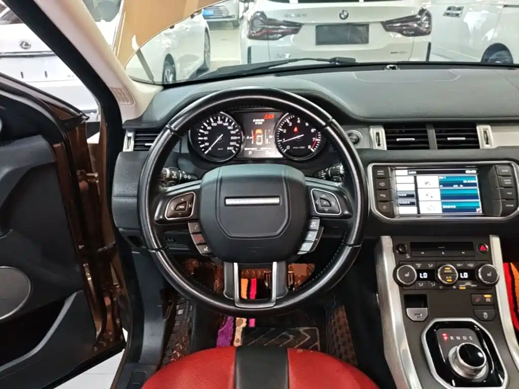 Land Rover Range Rover Evoque 2014 — фото 11