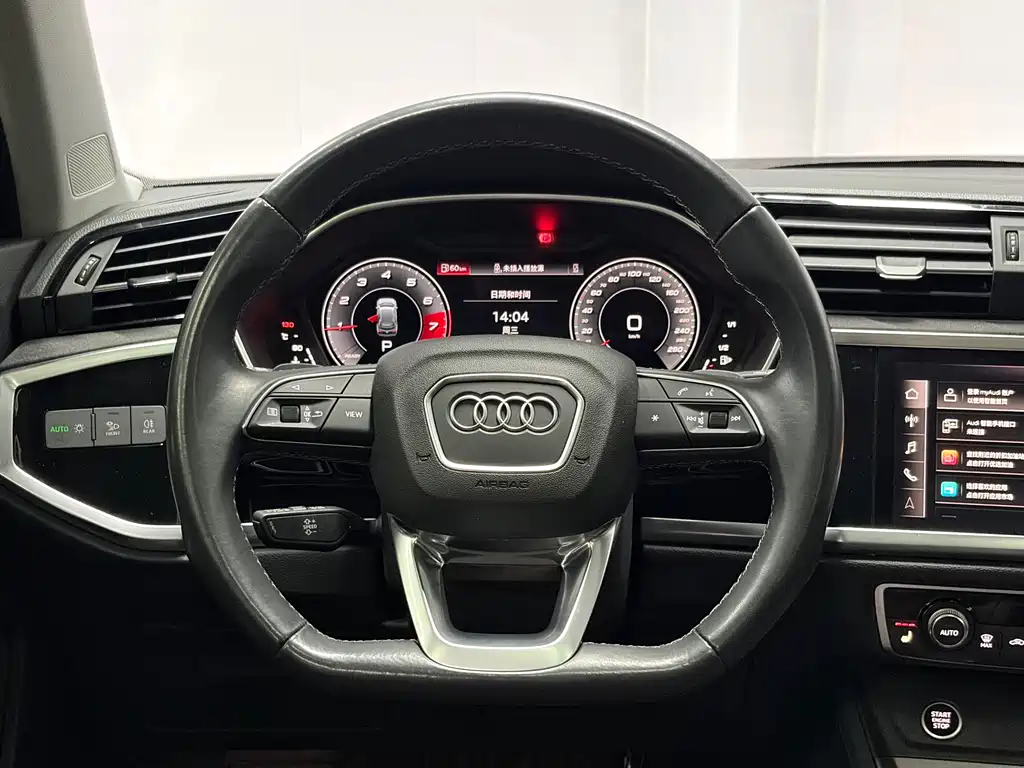 Audi Q3 2022 — фото 7