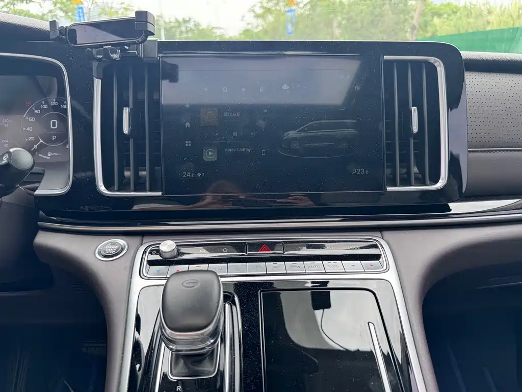 GAC Trumpchi M8 2022 — фото 24