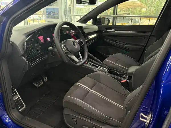 Volkswagen Golf 2023