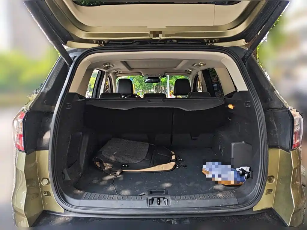 Ford Kuga 2016 — фото 16