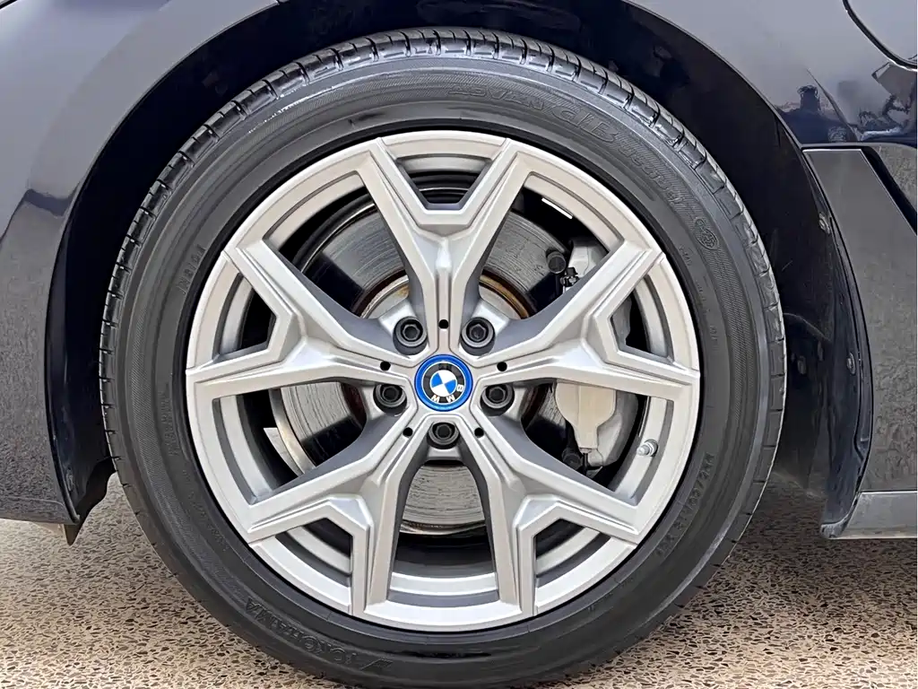 BMW i3 2023 — фото 9