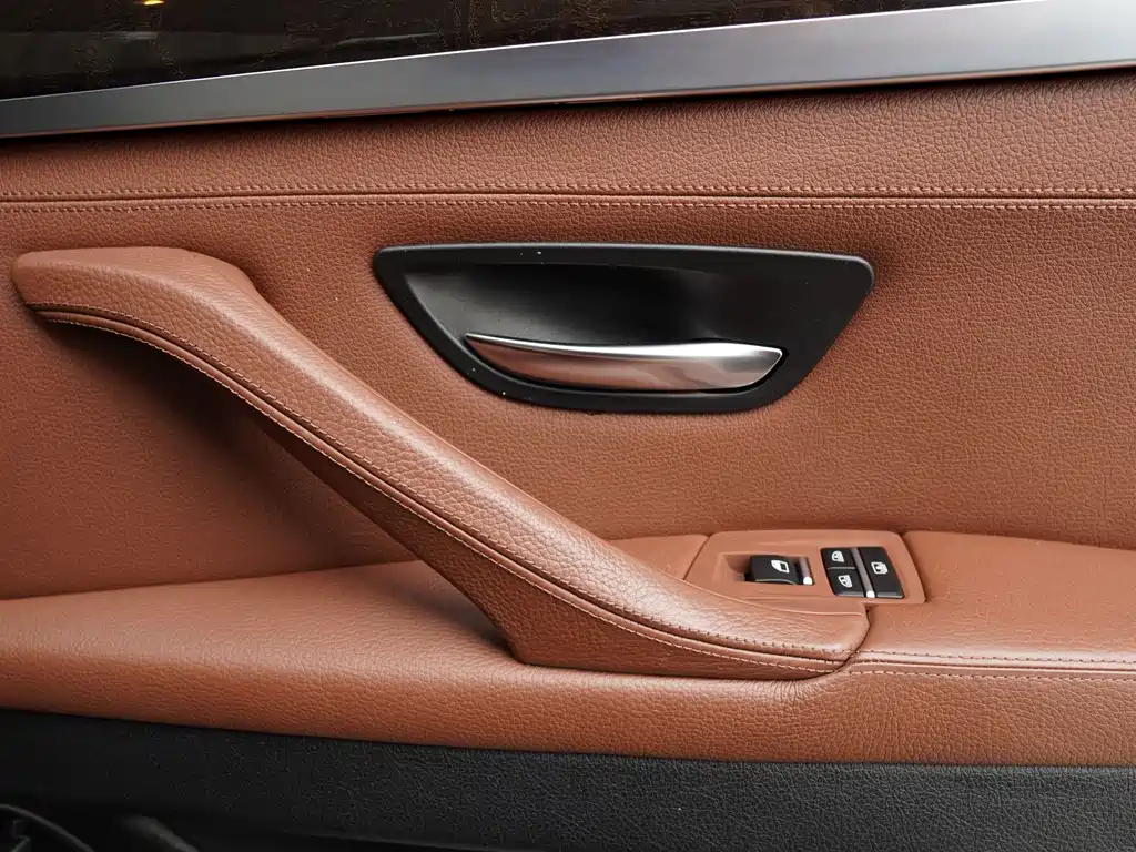 BMW 5 Series 2013 — фото 26