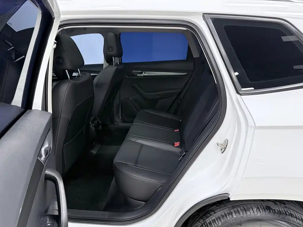 Skoda Karoq 2024 — фото 13