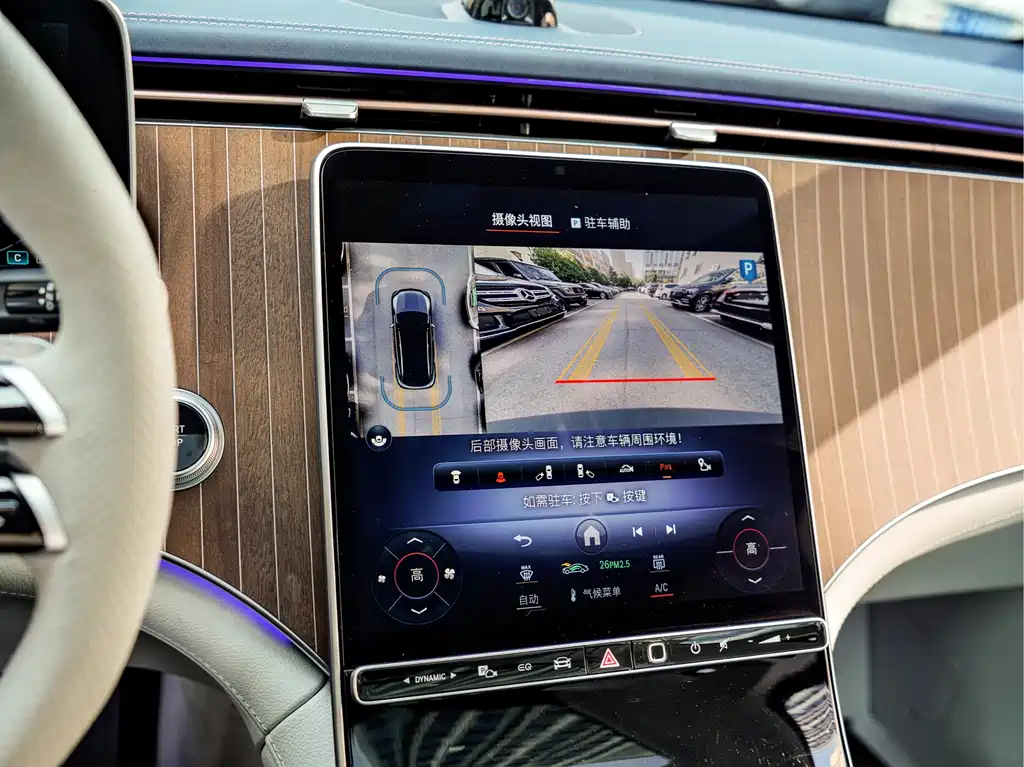 Mercedes-Benz EQE SUV 2024 — фото 20