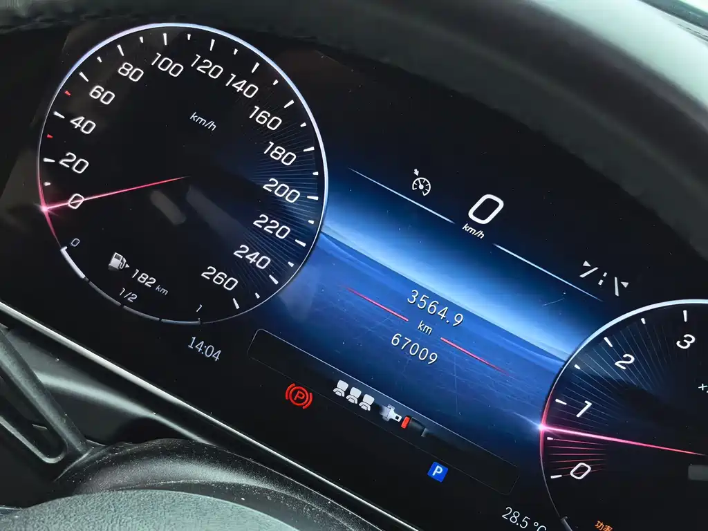 Mercedes-Benz C-Class 2022 — фото 15
