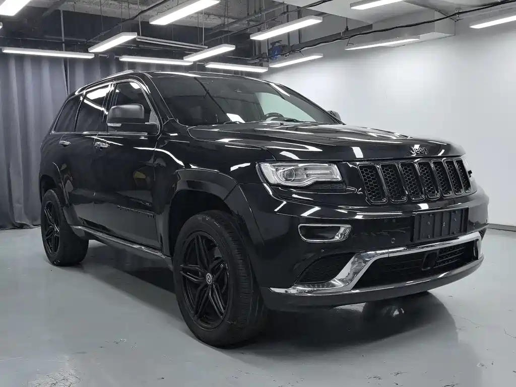 Jeep Grand Cherokee 2015 — фото 3