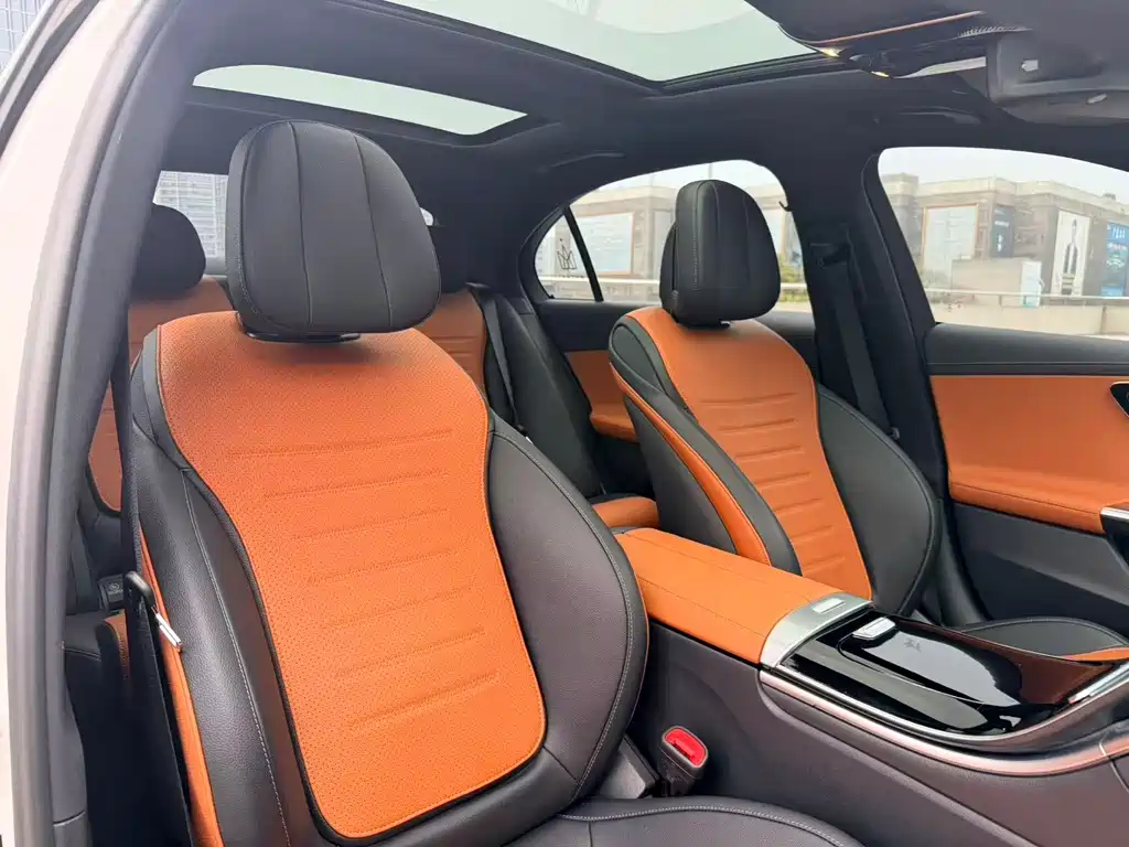 Mercedes-Benz C-Class 2022 — фото 16