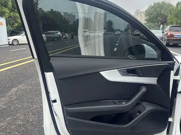 Audi A4L 2022