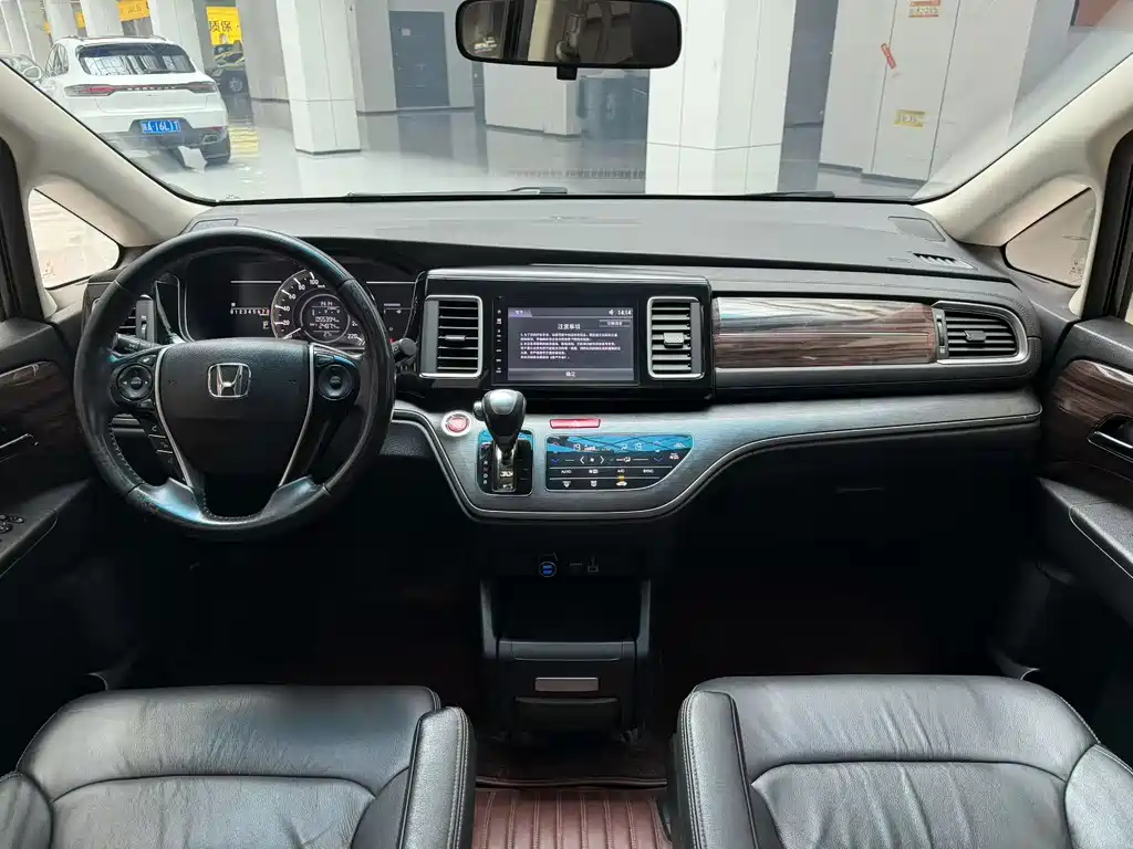 Honda Elysion 2019