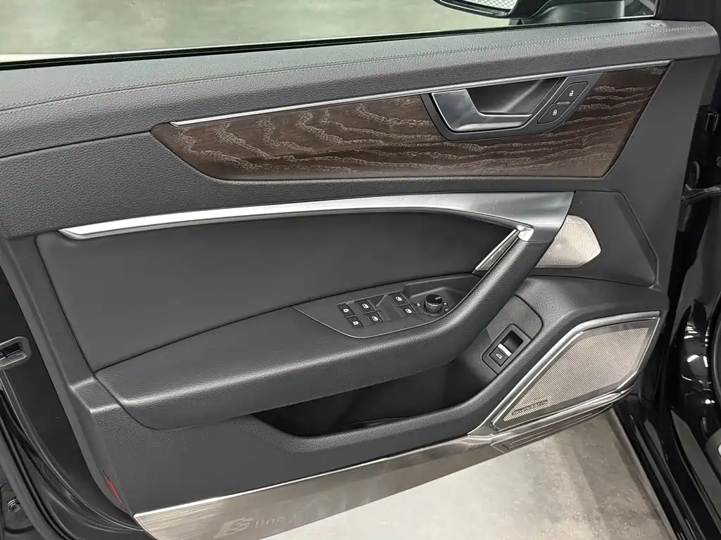 Audi A6L 2021 — фото 7
