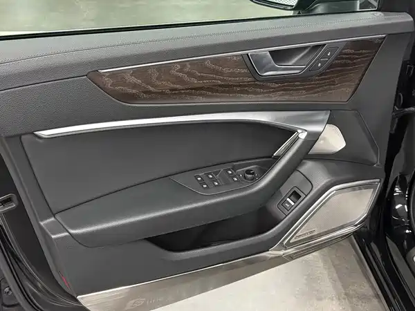 Audi A6L 2020