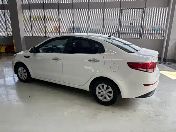 Kia K2 2016