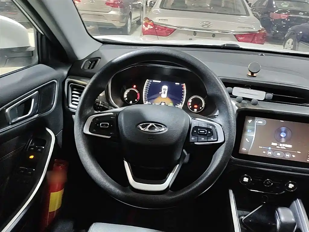 Chery Tiggo 8 2018 — фото 11