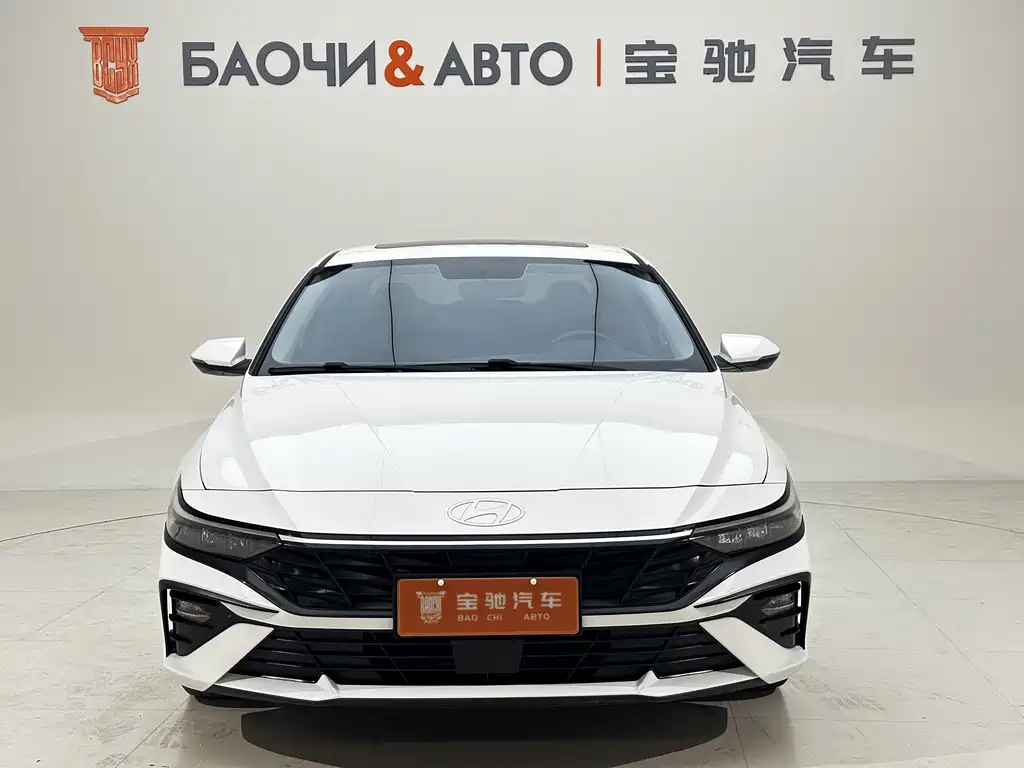 Hyundai Elantra 2023 — фото 6
