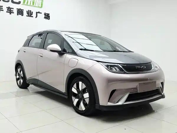 BYD Dolphin 2023