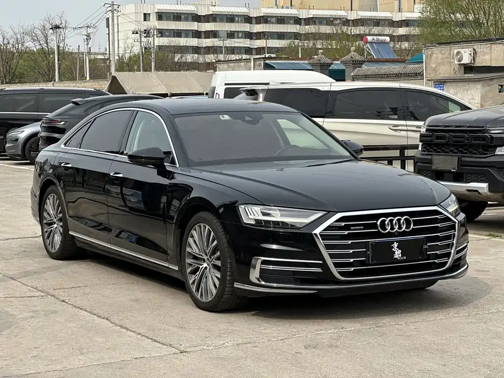 Audi A8 2019 — фото 3