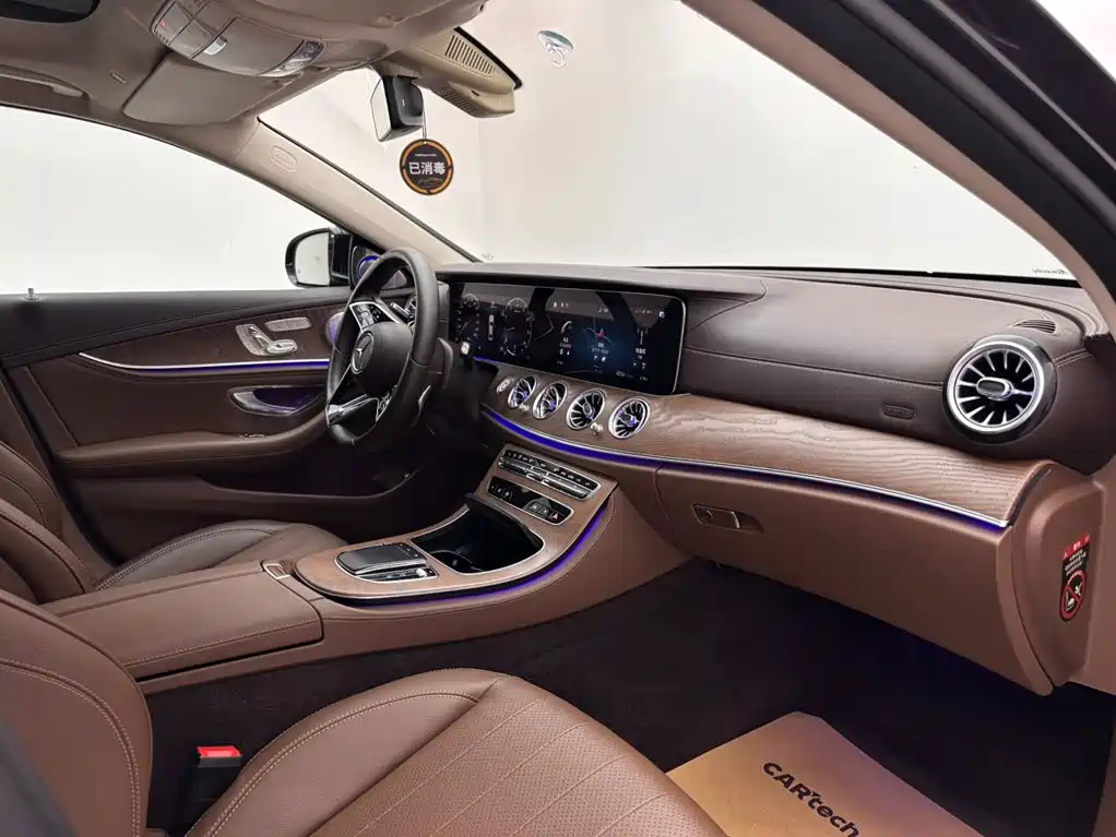 Mercedes-Benz E-Class 2021 — фото 11