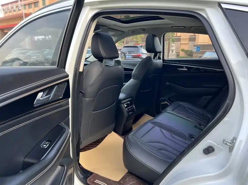 Changan CS85 COUPE 2020 — фото 12