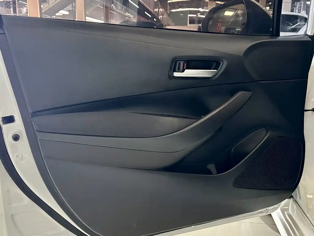 Toyota Corolla 2020 — фото 14