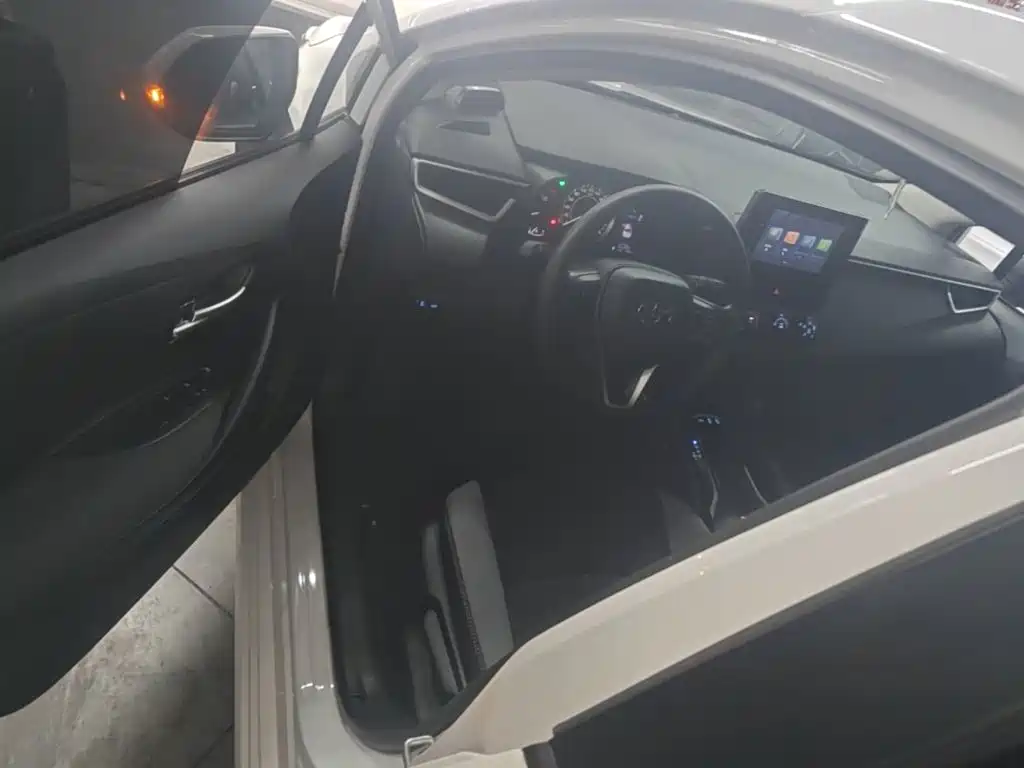 Toyota Corolla 2024 — фото 16