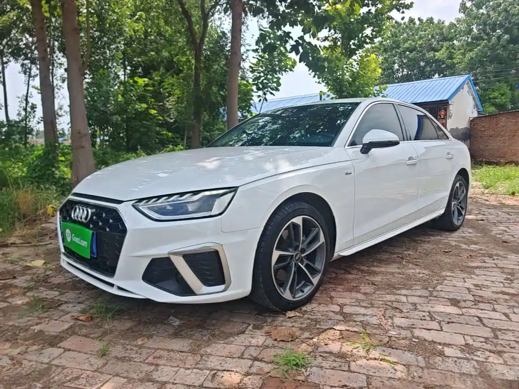 Audi A4L 2023
