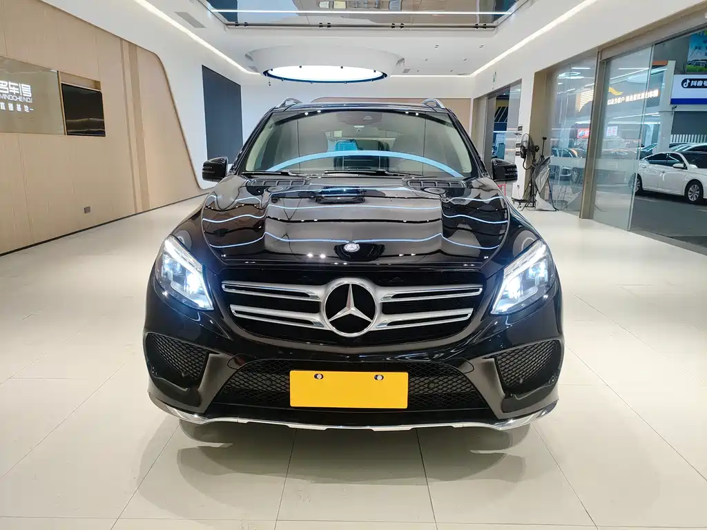 Mercedes-Benz GLE 2017 — фото 3
