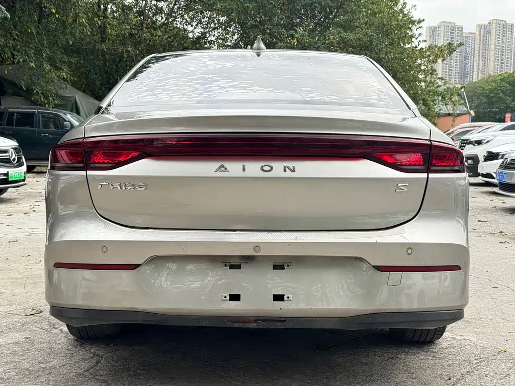 Aion S 2022
