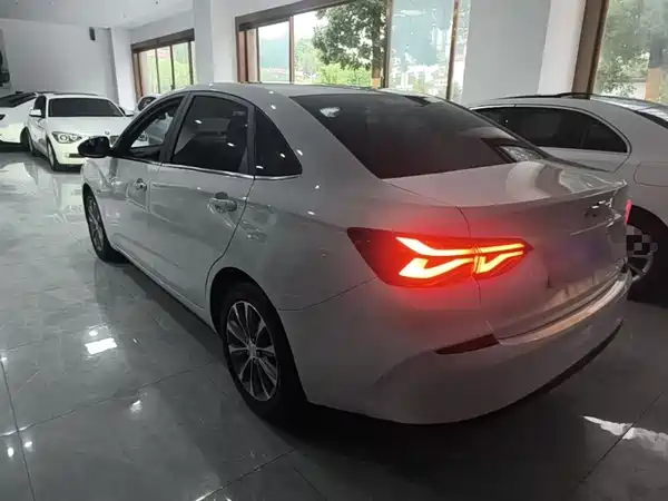 Chevrolet Monza 2022