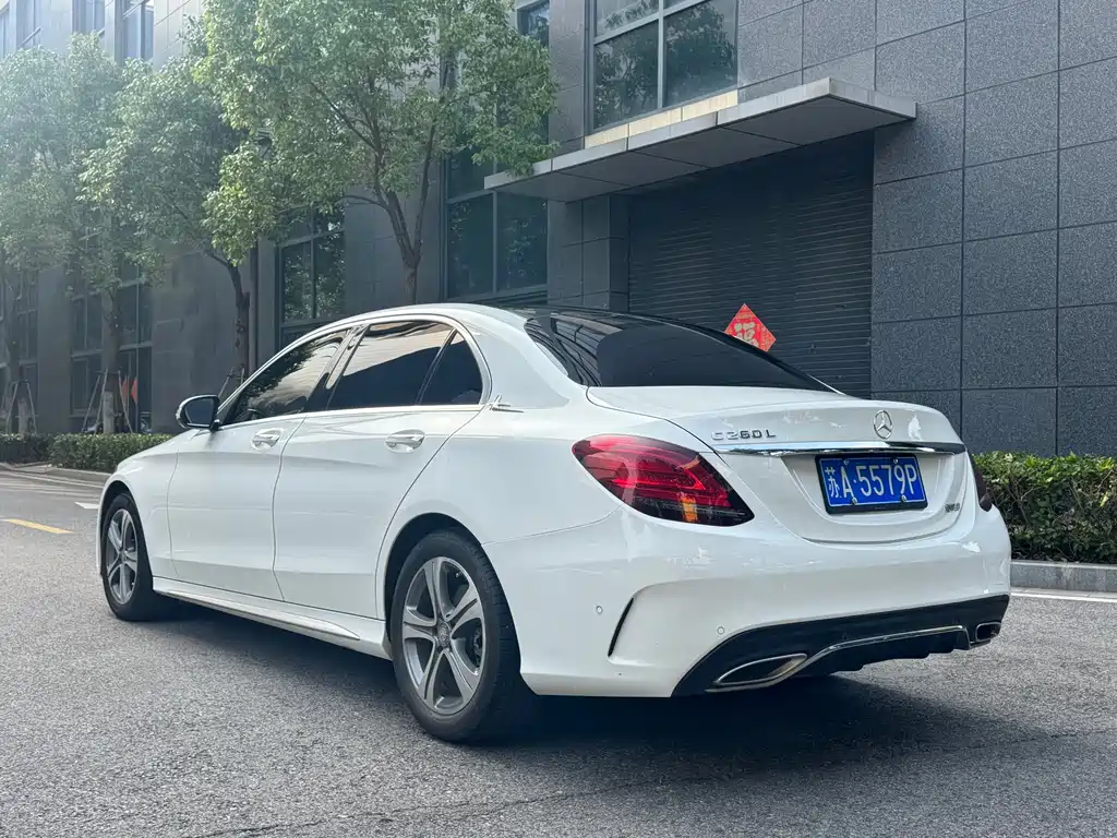 Mercedes-Benz C-Class 2019