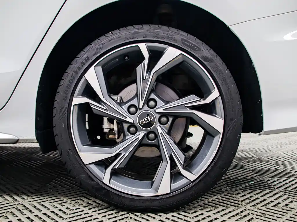 Audi A3 2022 — фото 17