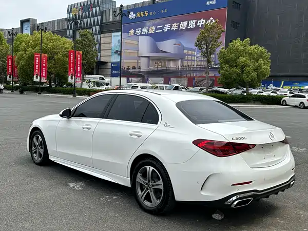 Mercedes-Benz C-Class 2022