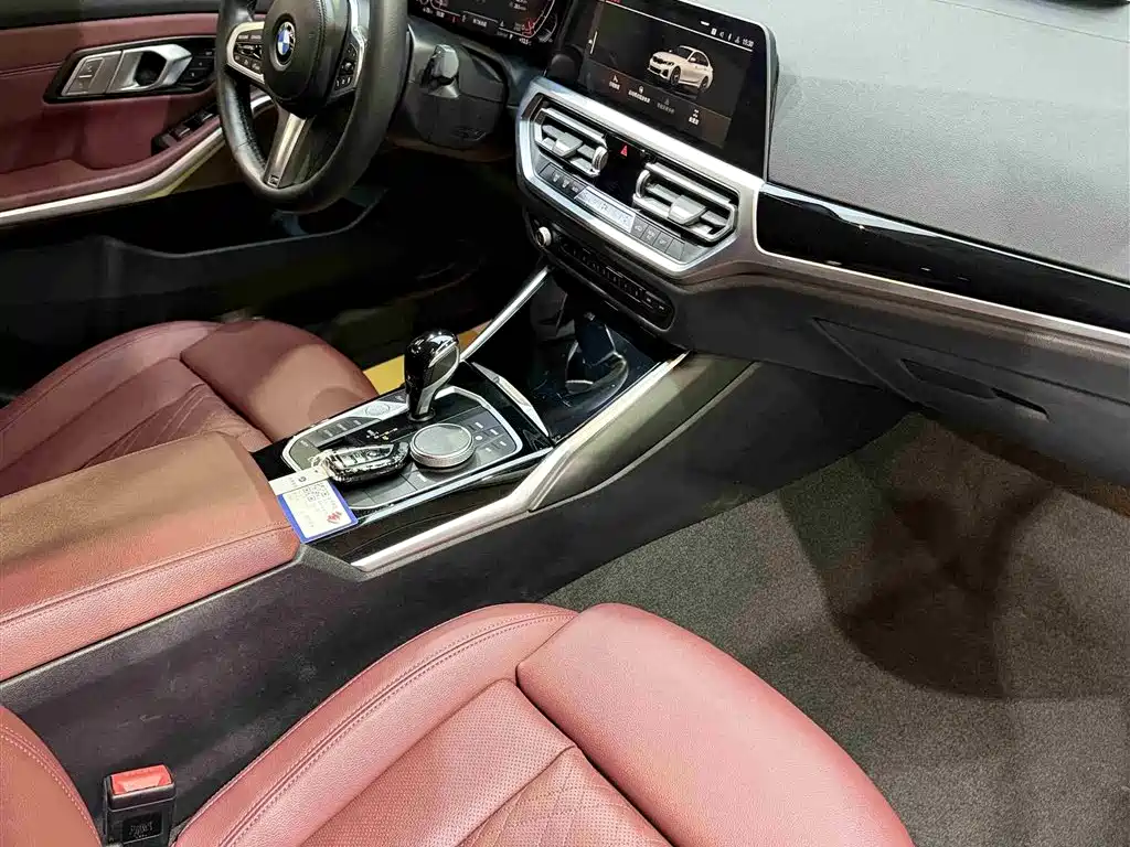BMW 3 Series 2022 — фото 17