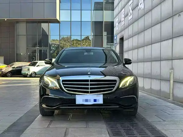 Mercedes-Benz E-Class 2018