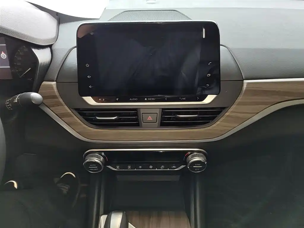 Nissan Teana 2020 — фото 13