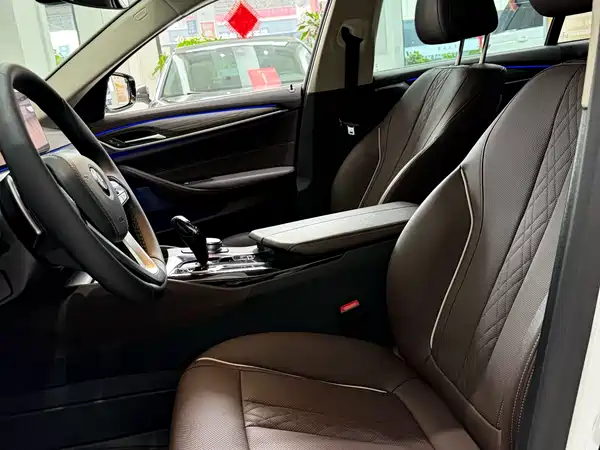 BMW 5 Series 2021