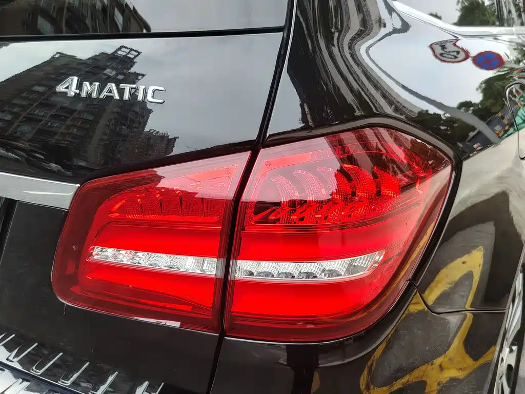 Mercedes-Benz GLS 2016 — фото 28