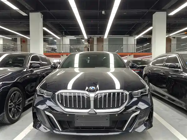 BMW 5 Series 2024