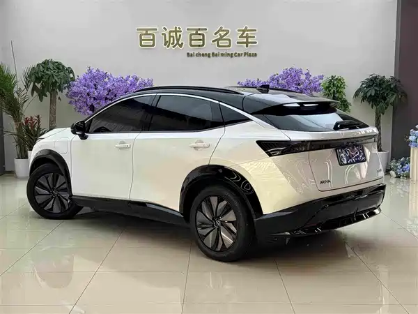 Nissan ARIYA 2024